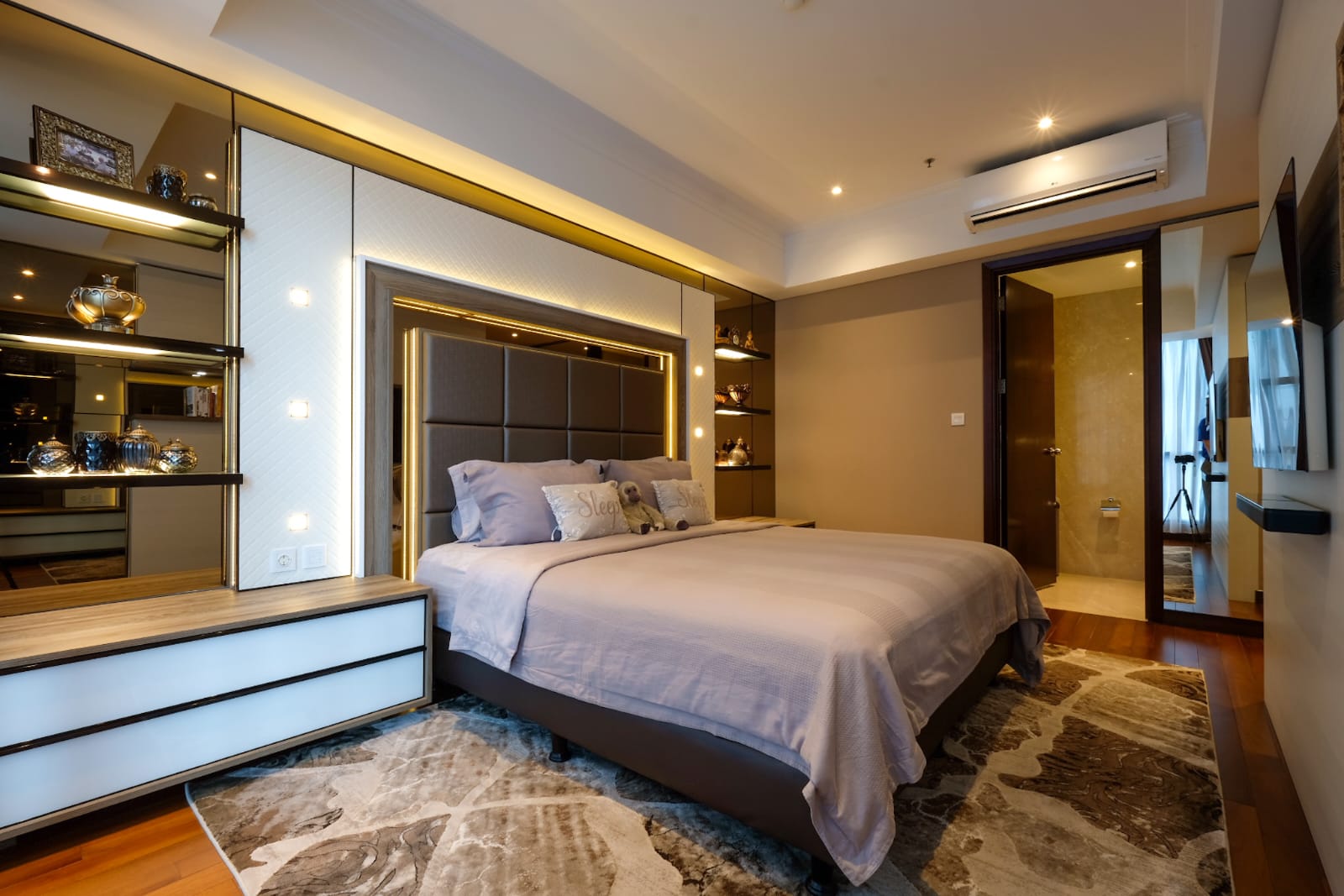 Jual Casagrande Residence Tower BELLA 3+1 Bed Room Luas 129 m2 Rp. 5,8 Milyar 