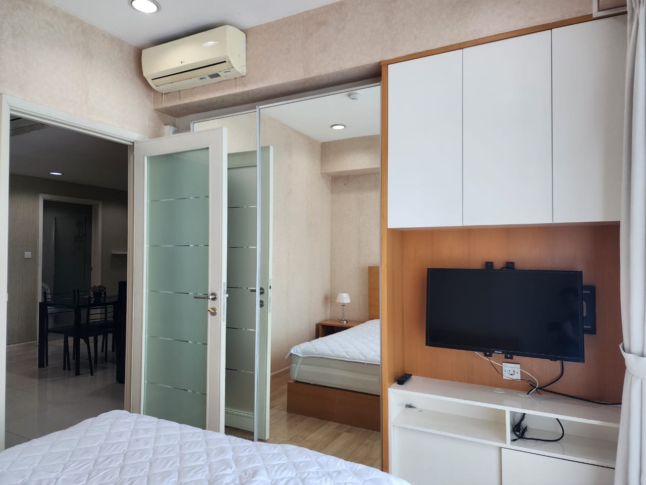 Sewa Apartemen Casagrande Residence Tower MIRAGE 1 Bed Room Luas 51 m2 Rp.11 Juta / Bulan