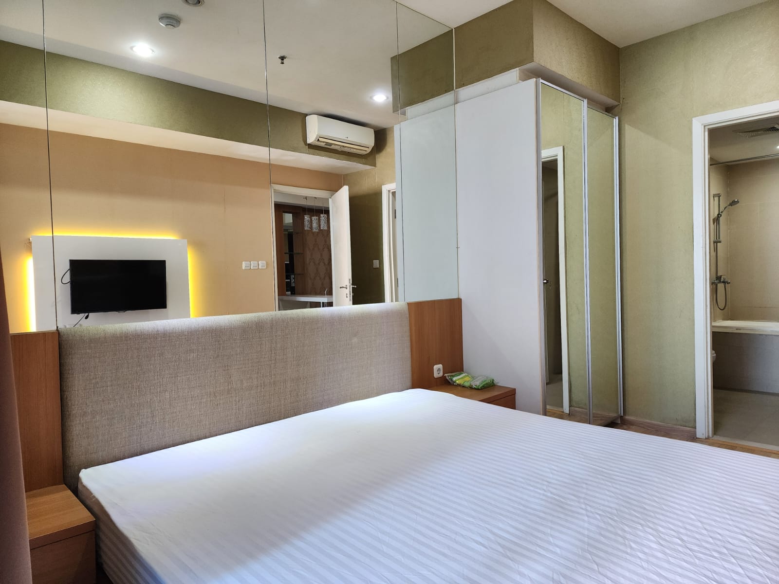 Sewa Apartemen Casagrande Residence Tower Montana 1 Bed Room Rp.11.000.000/Bulan (Rp.132.000.000/Tahun) Stock Sewa Apartemen Casagrande Residence Termurah, Terlengkap dan Terupdate di Bulan Oktober Tahun 2025 www.casagrande-residence.com