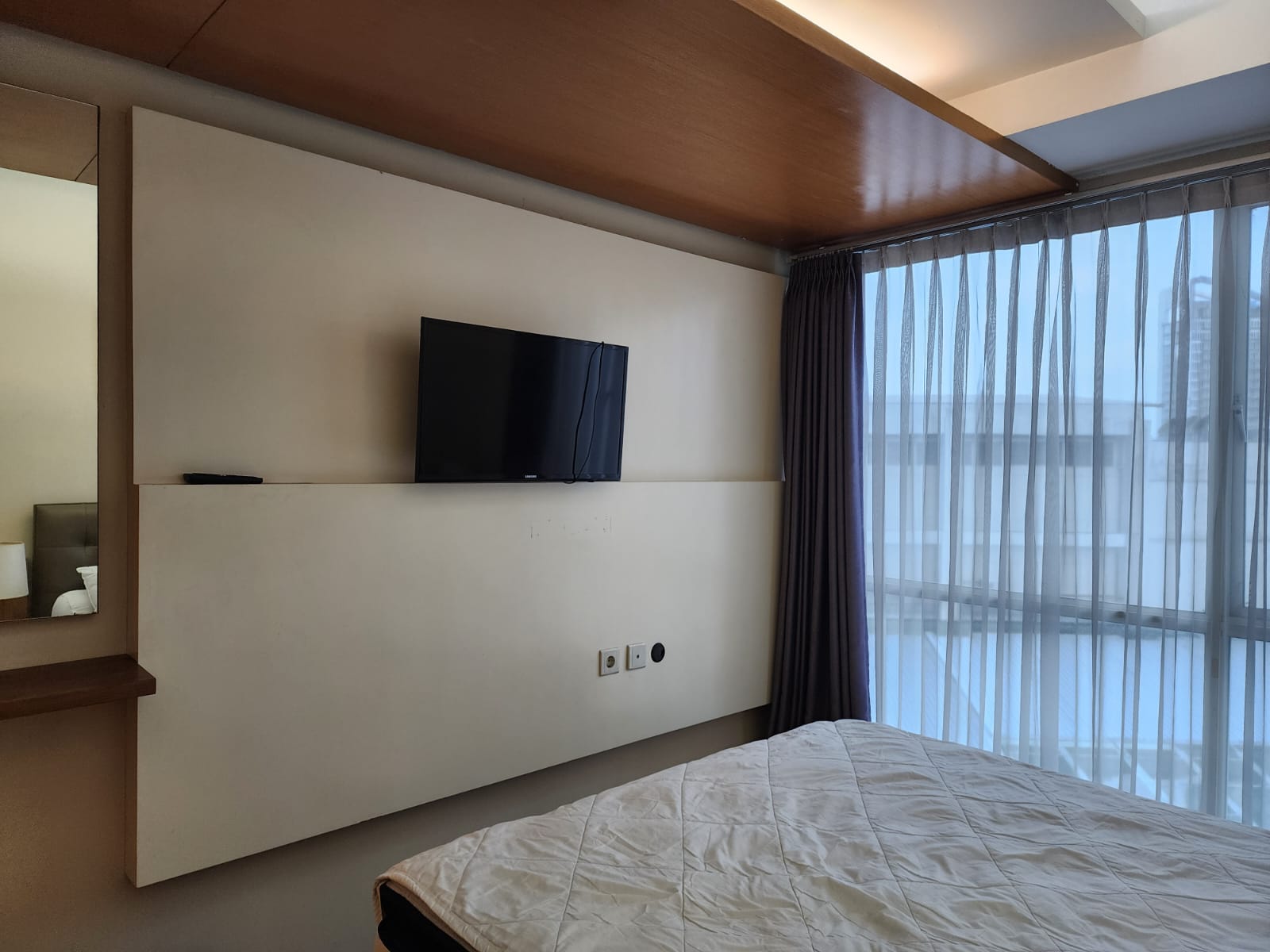Sewa Apartemen Casagrande Residence Tower MONTREAL 1 Bed Room Luas 49 m2 Lantai 10 unit 02 Rp. 120 Juta / Tahun (10 Juta/Bulan) Sewa Apartemen Casagrande Termurah, Terlengkap dan Terupdate di area Kokas www.casagrande-residence.com