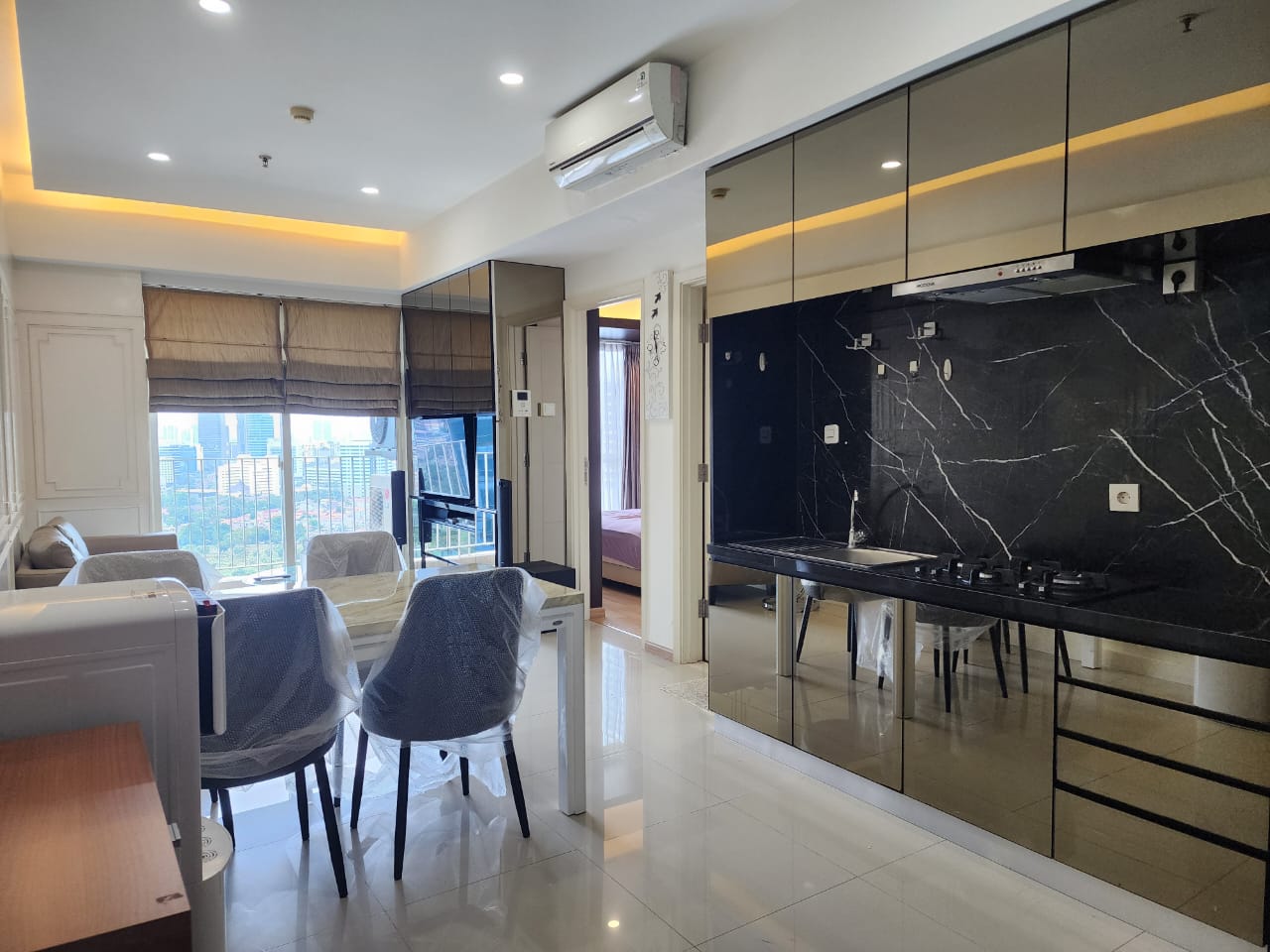 Sewa Apartemen Casagrande Tower MIRAGE 1 Bed Room Luas 51 m2 Lantai 29 unit 10 Rp. 144 Juta / Tahun Stock Sewa Apartemen Casagrande Termurah, Terlengkap dan Terupdate di area Kokas www.casagrande-residence.com