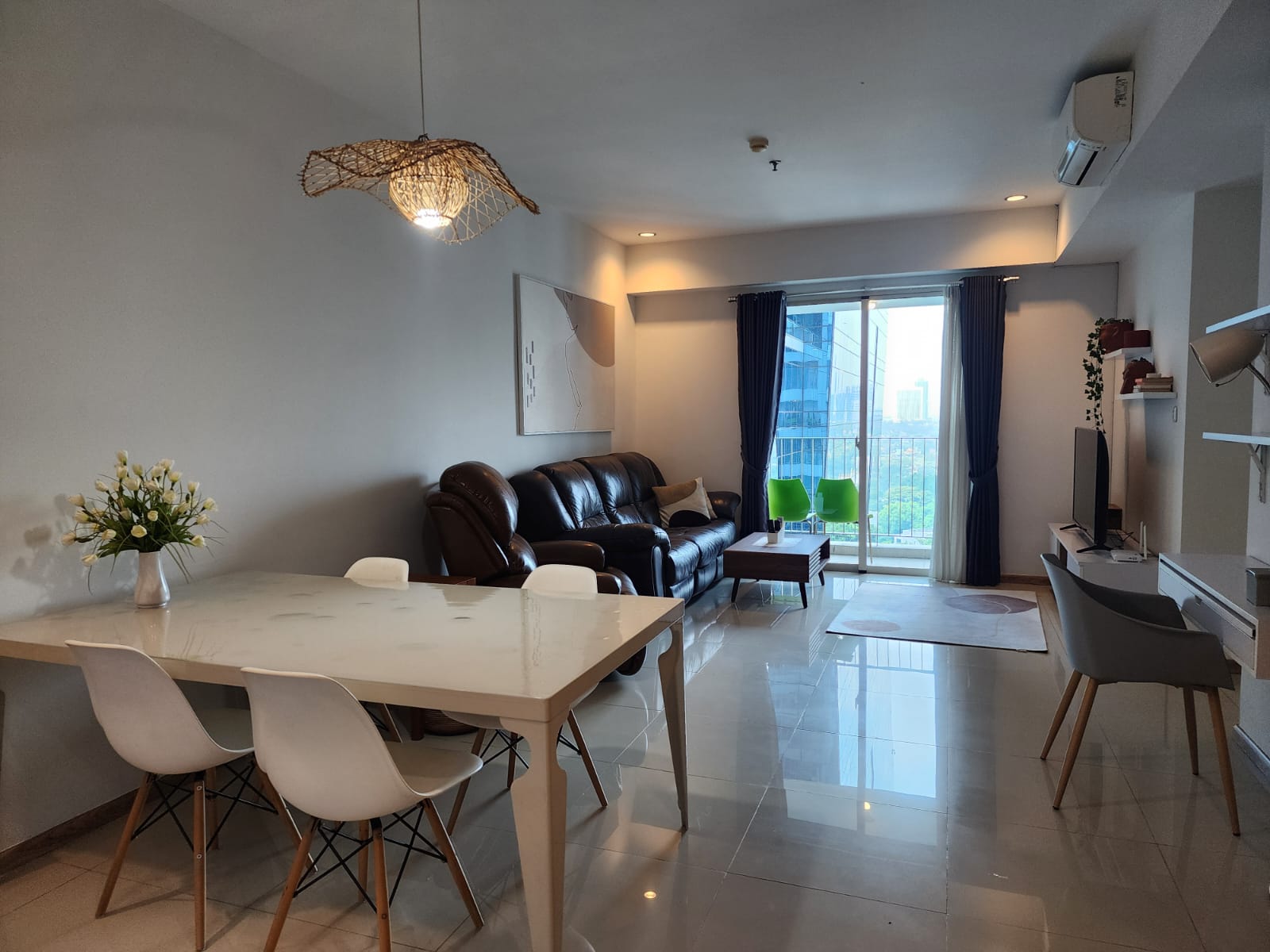 Sewa Casagrande Residence Lantai 1209 Tower Mirage 2+1 Bed Room Rp.16.000.000/Bulan (Rp.192.000.000/Tahun) Stock Sewa Apartemen Casagrande Residence Termurah, Terlengkap dan Terupdate Bulan September Tahun 2025 www.casagrande-residence.com