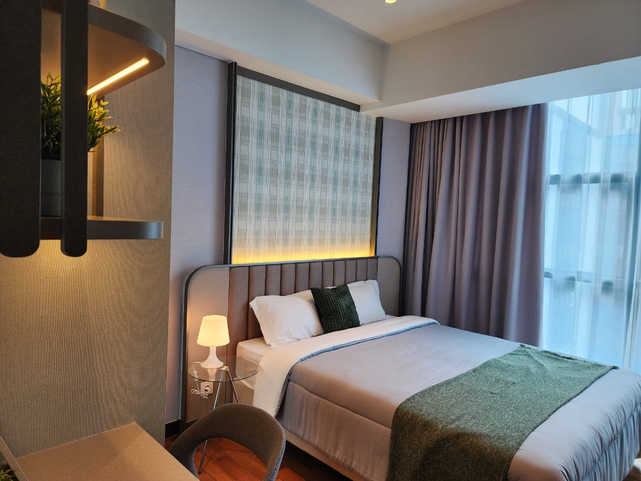 Stock Jual Casagrande Residence Bulan Oktober 2024 Jual Tower Angelo 3+1 Bed Room Luas 129 m2 Furnished Lantai 43 unit 09 Rp. 5,8 Milyar Fully Furnished www.casagrande-residence.com Stock Jual Casa Grande Terlengkap, Termurah dan Terupdate