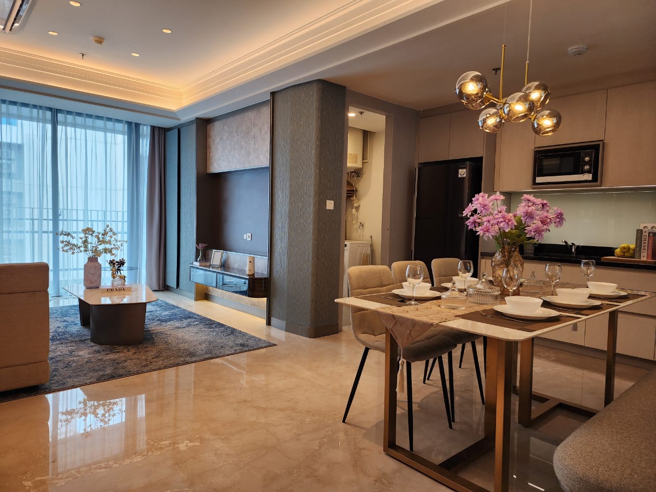 Stock Jual Casagrande Residence Bulan Oktober 2024 Jual Tower Angelo 3+1 Bed Room Luas 129 m2 Furnished Lantai 43 unit 09 Rp. 5,8 Milyar Fully Furnished www.casagrande-residence.com Stock Jual Casa Grande Terlengkap, Termurah dan Terupdate