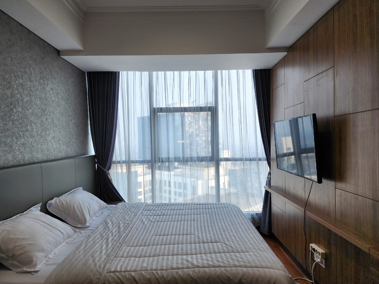 Stock Sewa Casagrande Residence Bulan Agustus 2024 Sewa Tower Angelo 2+1 Bed Room Luas 76 m2 Lantai 40 unit 05 Rp. 16 Juta Per Bulan Minimal Sewa 1 Tahun Stock Sewa Termurah, Terlengkap dan Terupdate www.casagrande-residence.com !!!