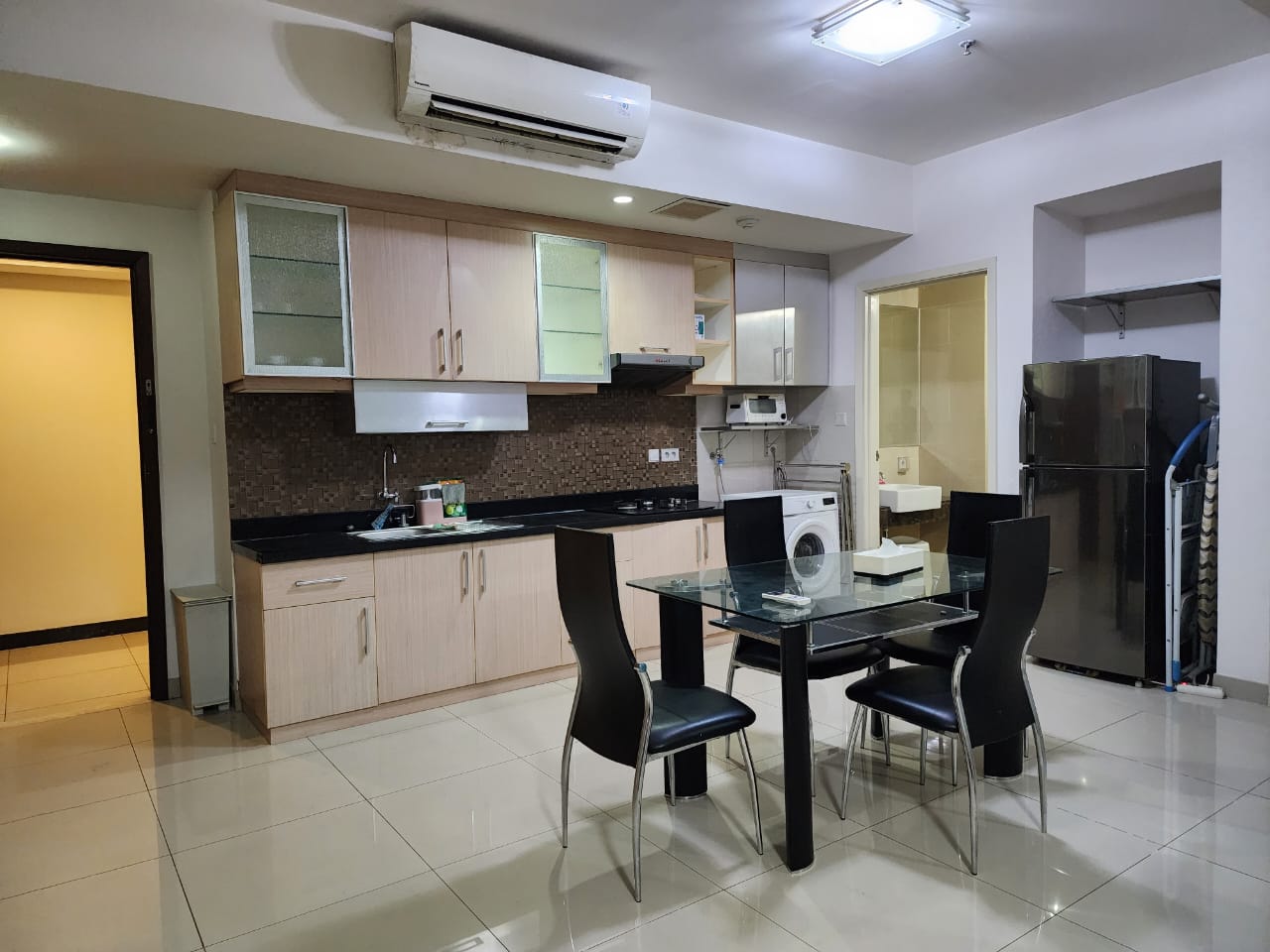 Stock Sewa Casagrande Residence Bulan November 24 Sewa Apartemen Tower MIRAGE 2 Bed Room Luas 72 m2 Lantai 11 unit 05 Rp. 14 Juta Per Bulan Minimal Sewa 1 Tahun Stock Sewa Termurah, Terlengkap dan Terupdate www.casagrande-residence.com