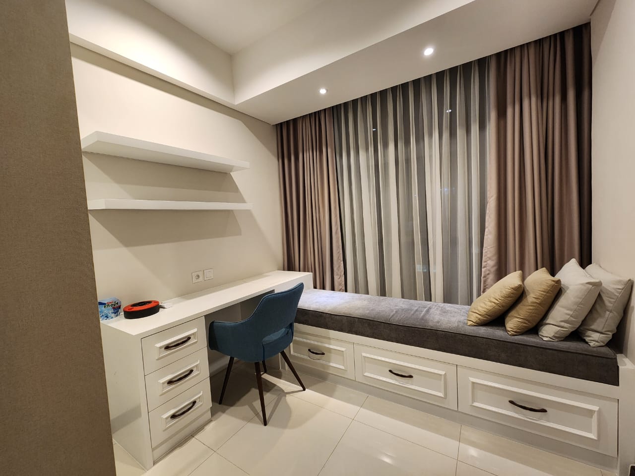 Tower Bella 3+1 Bed Room Luas 120 m2 Lantai 30 Unit 08 Rp.27 Juta Per Bulan Minimal Sewa 1 Tahun www.casagrande-residence.com Stock Sewa Apartemen Casa Grande Terlengkap dan Termurah Bulan Juli Tahun 2024