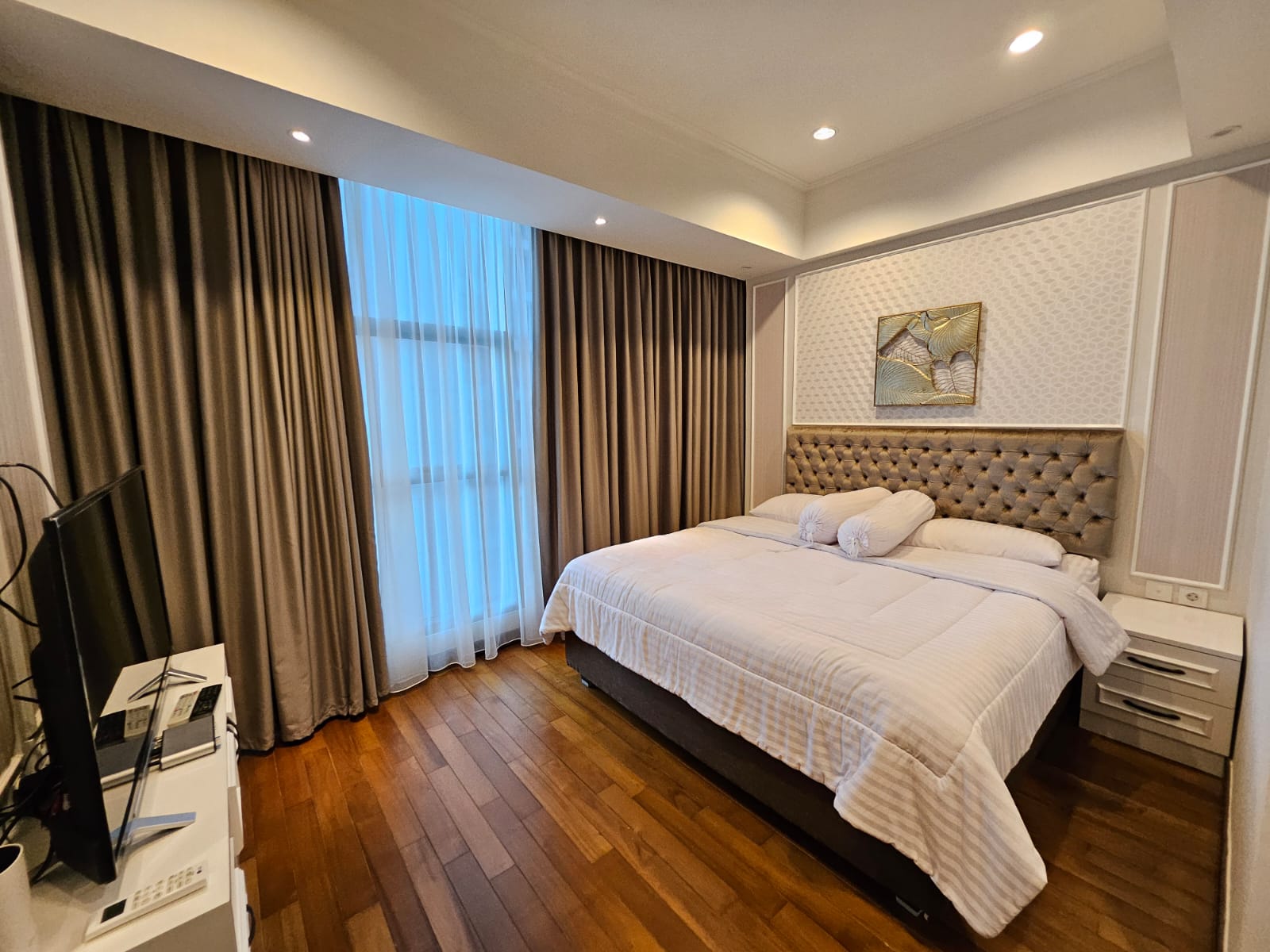 Tower Bella 3+1 Bed Room Luas 120 m2 Lantai 30 Unit 08 Rp.27 Juta Per Bulan Minimal Sewa 1 Tahun www.casagrande-residence.com Stock Sewa Apartemen Casa Grande Terlengkap dan Termurah Bulan Juli Tahun 2024